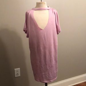 Pink/purple v neck with choker tee